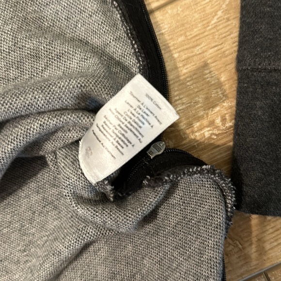 Talbots Gray Cowl Neck Pullover with side zipper Size S - Picture 9 of 9